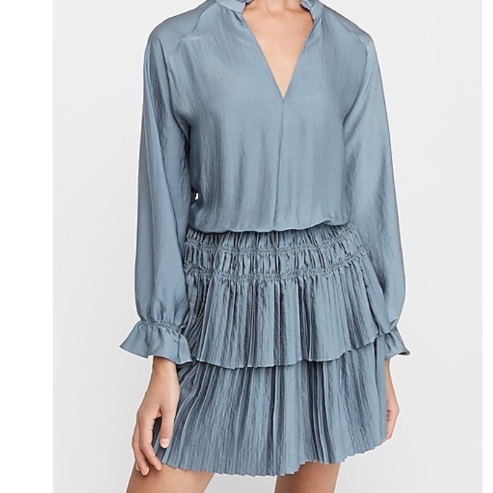 Satin ruffle collar pleated dress